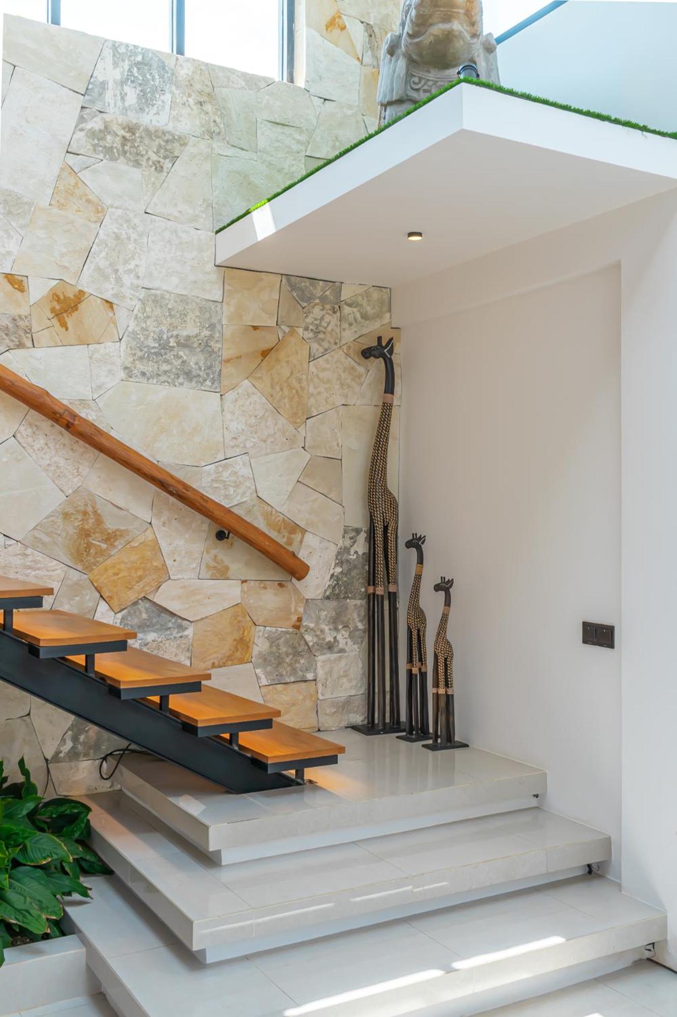 Villa Arunika - Stylish Tropical 2Br Villa Close To Nyanyi Beach! Selemadeg Exterior foto